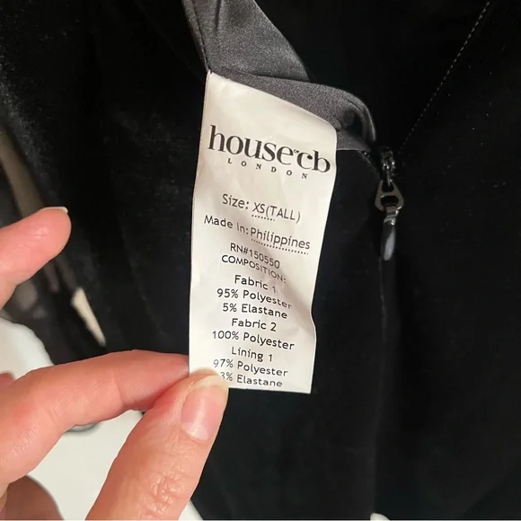 House of CB Syana Black Velvet Mini Dress - Picture 9 of 9